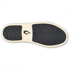 OluKai Women's Pehuea