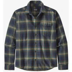 Patagonia Men's Long-Sleeved Lightweight Fjord Flannel Shirt - Clearance