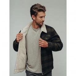 The Normal Brand Men's Sherpa Collar Jacket 7 The Normal Brand Men's Sherpa Collar Jacket