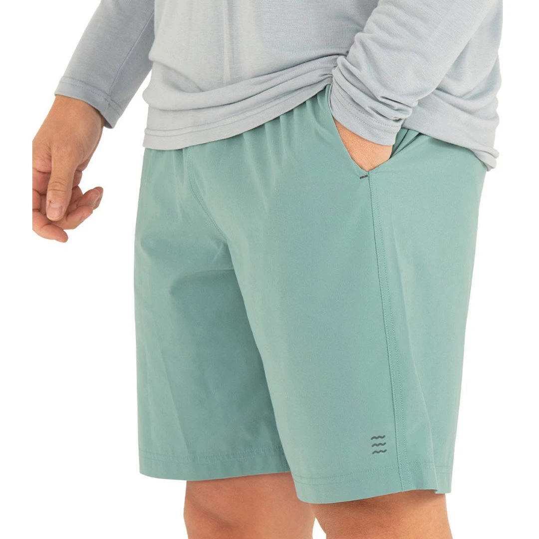 Free Fly Men's Lined Breeze Short - 7.5" 10 Free Fly Men's Lined Breeze Short - 7.5"