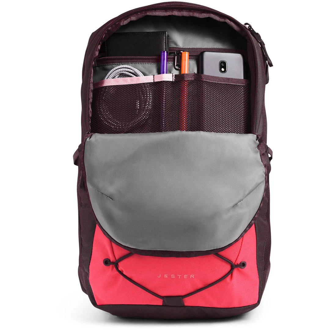 The North Face Camp & Hike Women's Jester Backpack 22 The North Face Camp & Hike Women's Jester Backpack