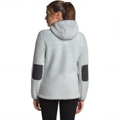 The North Face Women's Campshire Pullover Hoodie 2.0 15 The North Face Women's Campshire Pullover Hoodie 2.0