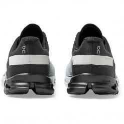 On Running Men's Cloudflow