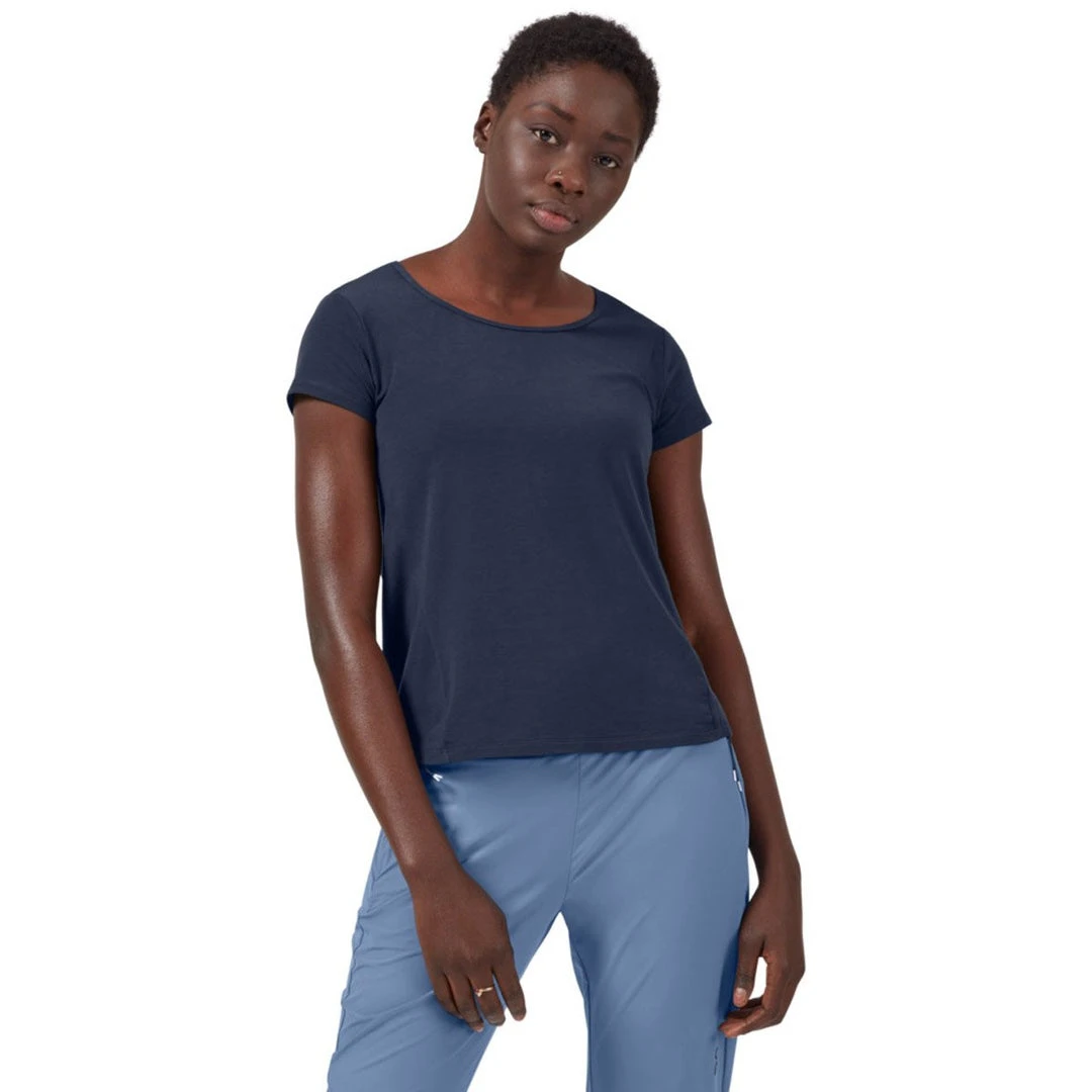 On Running Women's Active-T Breathe 8 On Running Women's Active-T Breathe