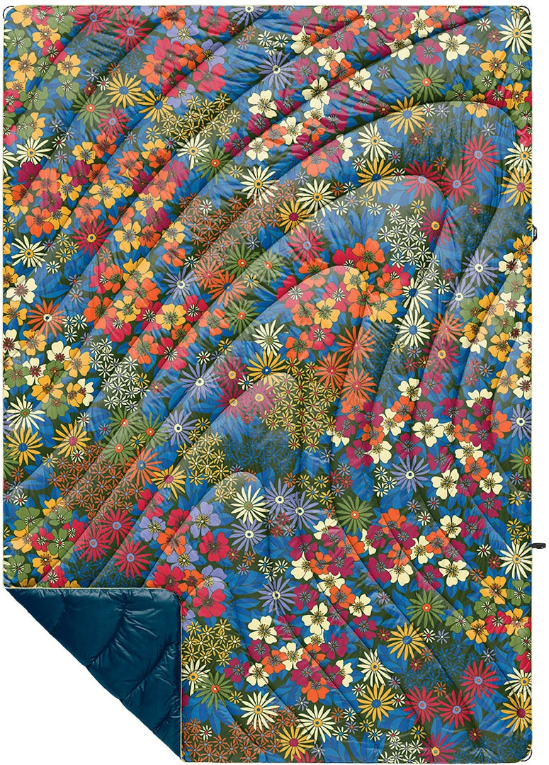 Rumpl Camp & Hike Original Puffy Blanket - Printed 1-Person 11 Rumpl Camp & Hike Original Puffy Blanket - Printed 1-Person