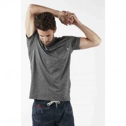 Vuori Men's Tradewind Performance Tee 30 Vuori Men's Tradewind Performance Tee