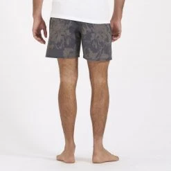 Vuori Men's Cape Short 17 Vuori Men's Cape Short