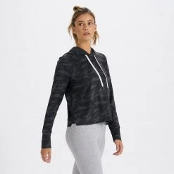 Vuori Women's Halo Essential Hoodie