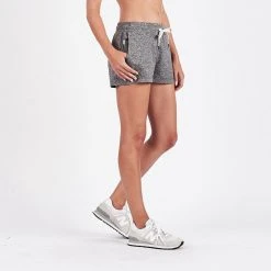 Vuori Women's Halo Performance Short 23 Vuori Women's Halo Performance Short