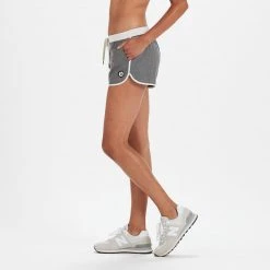 Vuori Women's Tavi Short