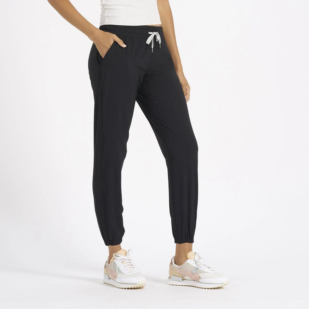 Vuori Women's Weekend Jogger 4 Vuori Women's Weekend Jogger