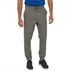 Patagonia Men's Skyline Traveler Pants