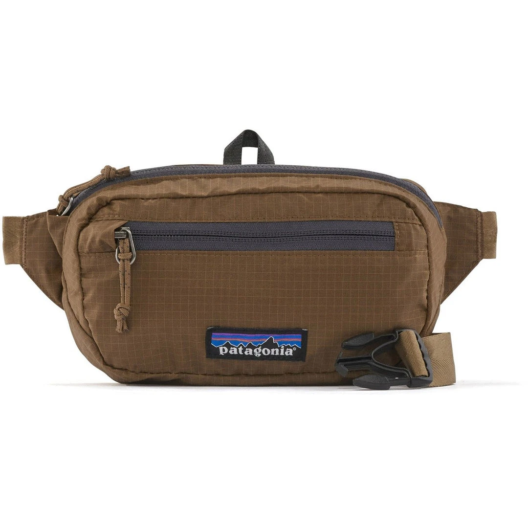 Patagonia Camp & Hike Ultralight Black Hole Mini Hip Pack 1L 24 Patagonia Camp & Hike Ultralight Black Hole Mini Hip Pack 1L