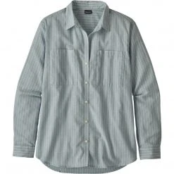 Patagonia Women's Lightweight A/C Buttondown - Clearance New Arrivals 9 Patagonia Women's Lightweight A/C Buttondown - Clearance New Arrivals