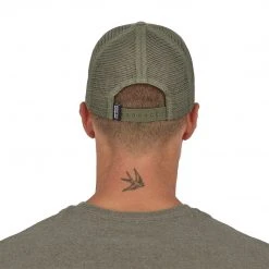Patagonia P-6 Label LoPro UnTrucker Hat Men 16 Patagonia P-6 Label LoPro UnTrucker Hat Men