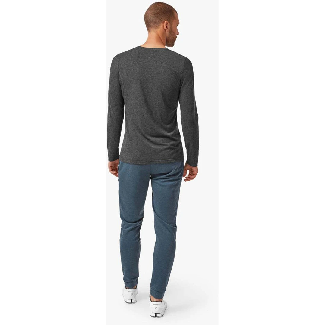 On Running Men's Comfort Long-T 5 On Running Men's Comfort Long-T