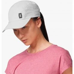 On Running Lightweight Cap 16 On Running Lightweight Cap