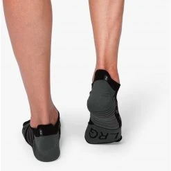 On Running Men's Low Sock 13 On Running Men's Low Sock